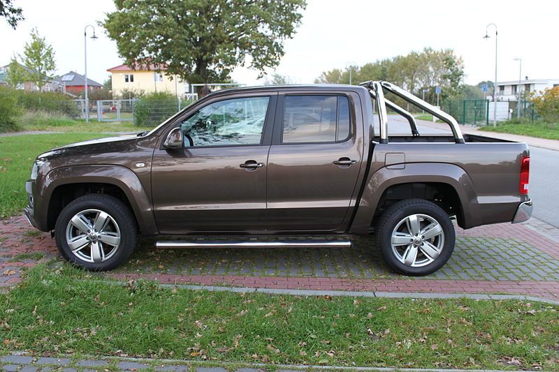 File:VW Amarok side.JPG