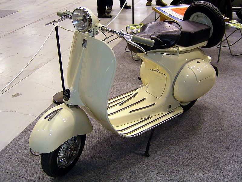 File:Vespa ACMA 125.jpg