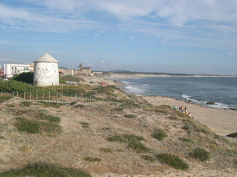 File:Vista da Praia.jpg