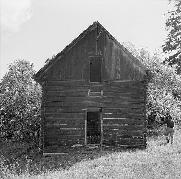 File:Whitcomb Cabin.jpg