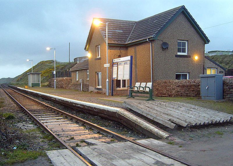 File:Braystones-station.jpg