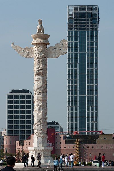 File:Dalian China Xinghai-Square-02.jpg