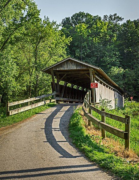 File:Helmick-covered-bridge-2.jpg