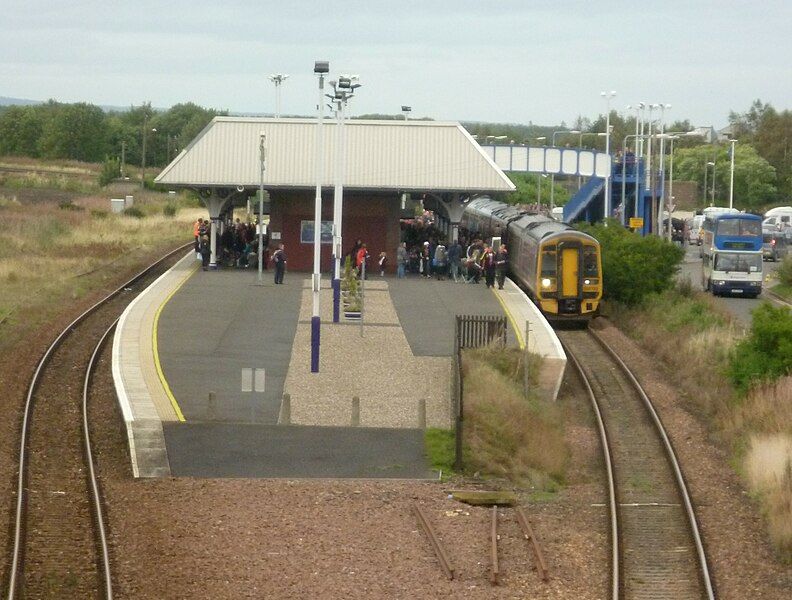 File:Leuchars Station, Fife.jpg