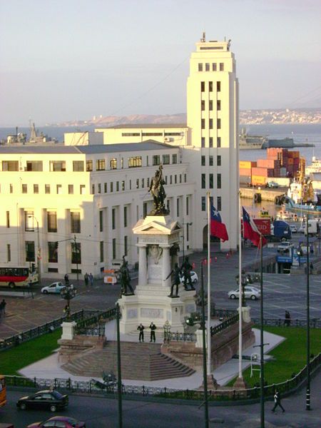 File:Monumento Héroes Iquique.jpg