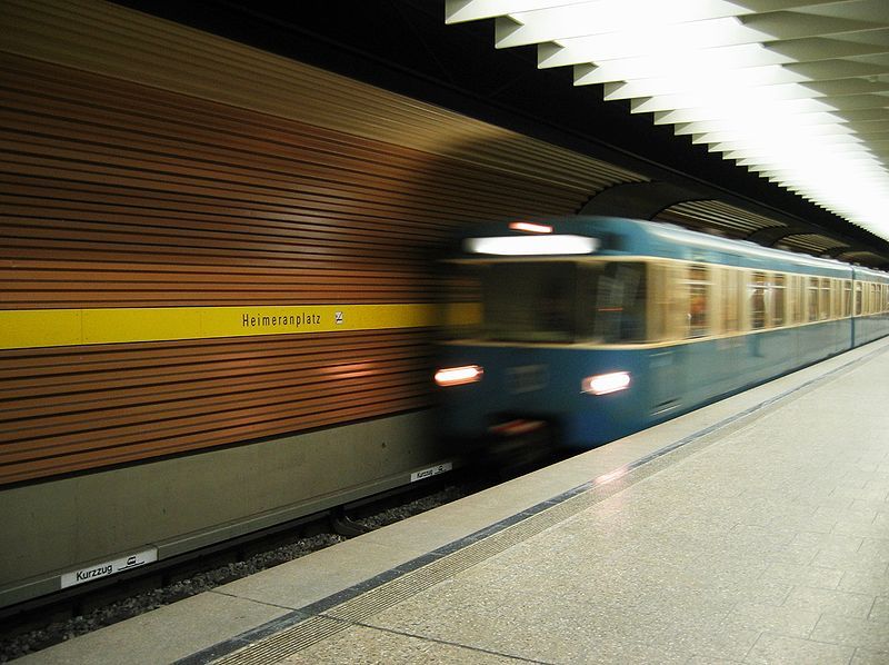 File:Munich subway Heimeranplatz.jpg