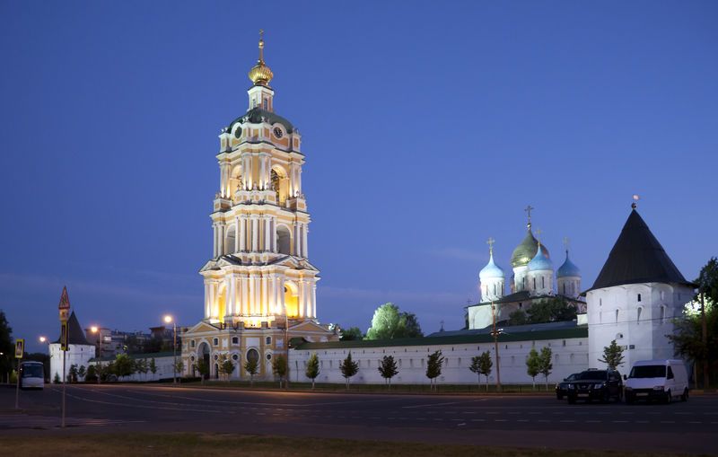 File:Novospassky Monastery-3.jpg