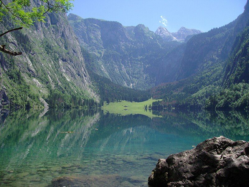 File:Obersee (Königssee) (2008).JPG