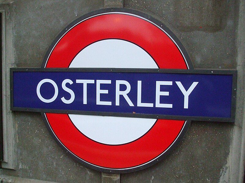 File:Osterley station roundel.JPG