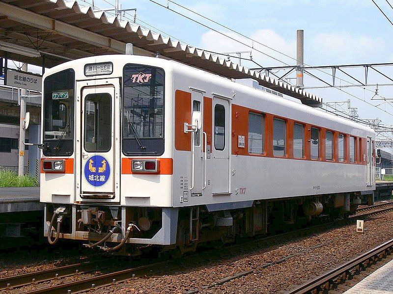 File:TKJ-Kiha11DC.jpg