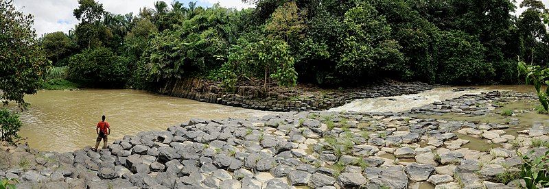 File:Basalt Columns .jpg