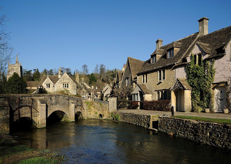 File:Castle combe river.jpg