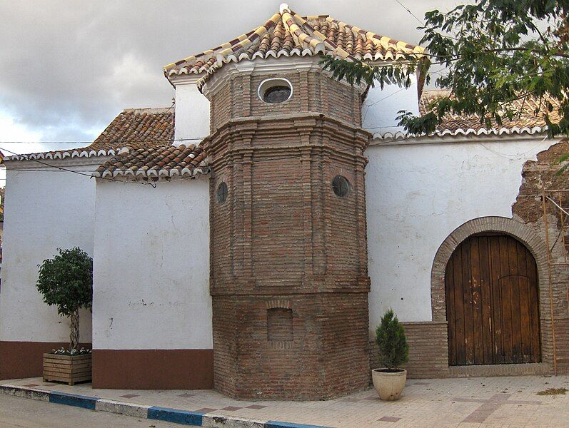 File:Iglesia de Benamargosa.jpg