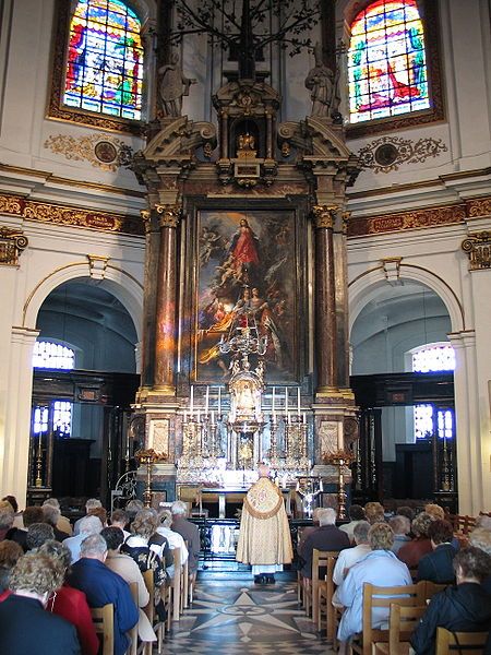 File:Interieurbasiliekscherpenheuvel 27-03-2007 15-14-41.jpg