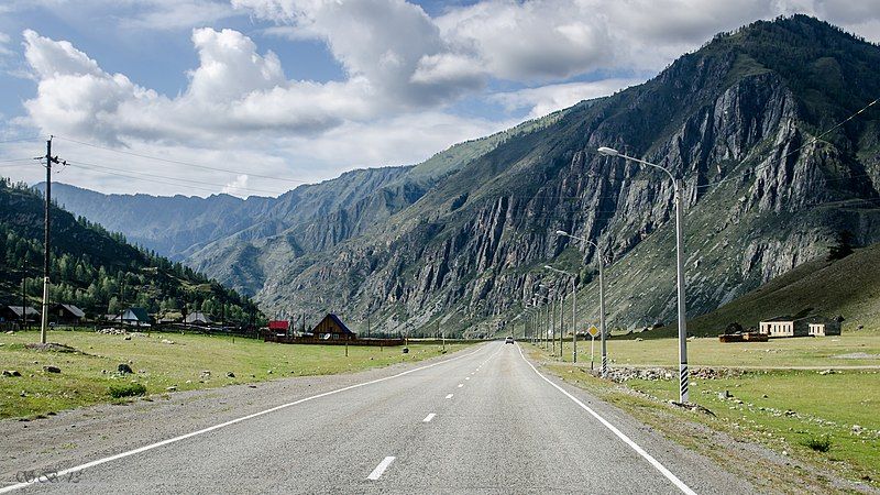 File:M-52-federal-highway-chuisky-trakt-altai-republic-19-august-2013.jpg