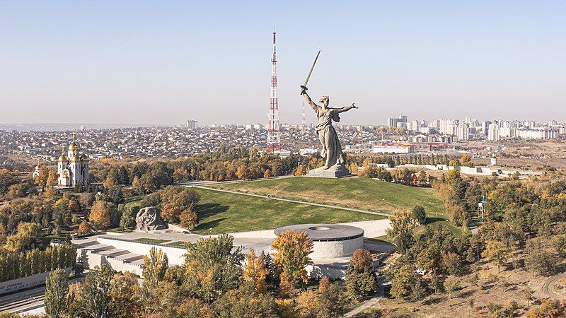 File:Mamayev Kurgan Volgograd.jpg