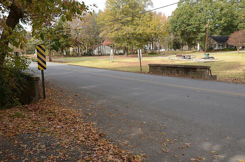 File:Maxwell Street Bridge.jpg