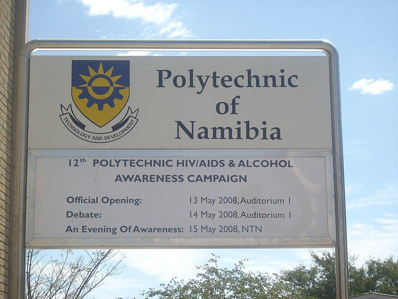 File:PolytechnicOfNamibia.JPG