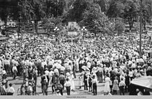 Theodore Roosevelt campaigns in Oskaloosa.