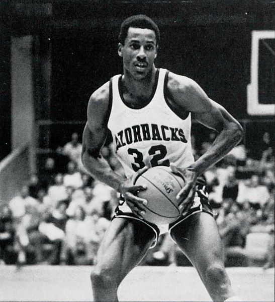 File:Sidney Moncrief Arkansas.jpg