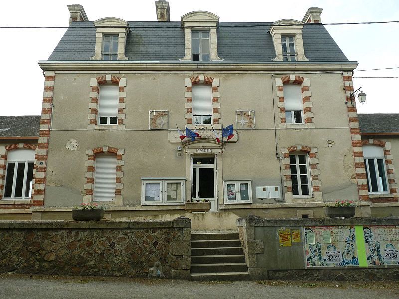 File:Stchris mairie.JPG