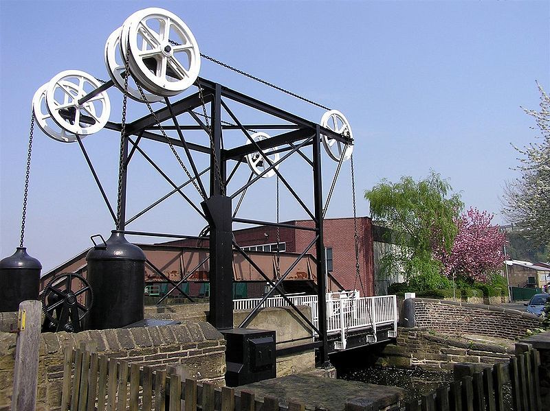 File:Turnbridge Liftbridge RLH.jpg