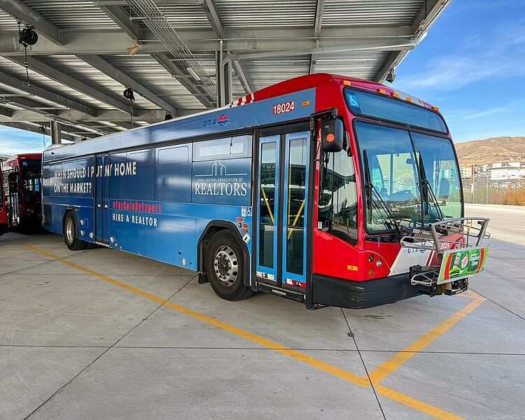 File:UTA 18024 bus.jpg