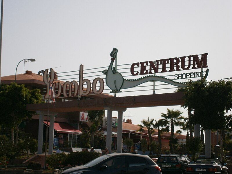 File:Yumbo Centre Sign.jpg