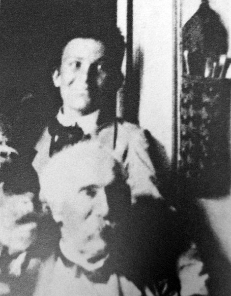 File:Amedeo-modigliani-at-Micheli-studio-behind-giovanni-fattori-in-1898.jpg