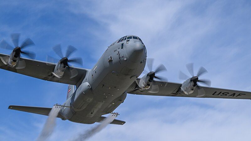 File:C-130J-30(910thAirliftWing)FlightTestAerialspraysystem.jpg