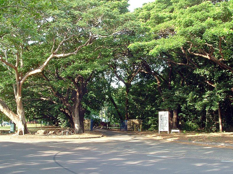 File:Darwin Bontanic Gardens.jpg