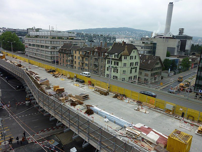 File:Hardbrücke Juni 2010.jpg