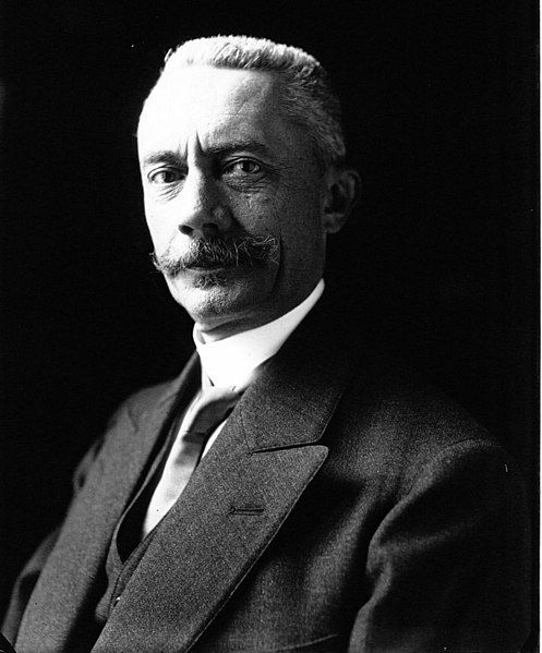 File:Jean Plichon 1913.jpg