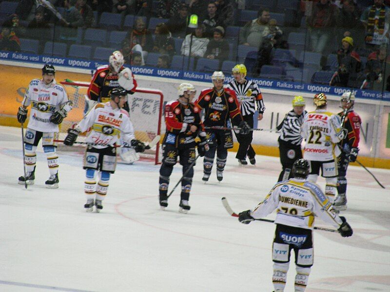 File:Jokerit vs. Kärpät.JPG