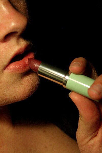 File:Lipstick in application.jpg