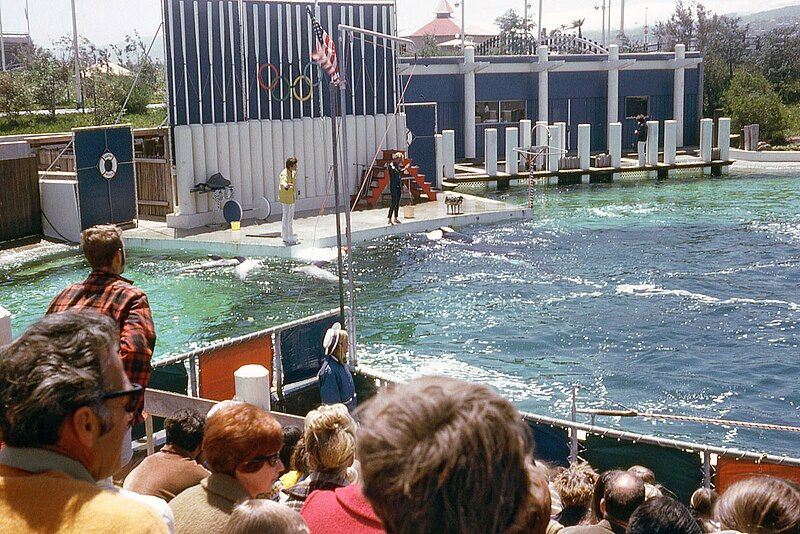 File:MarineWorld1970.jpg