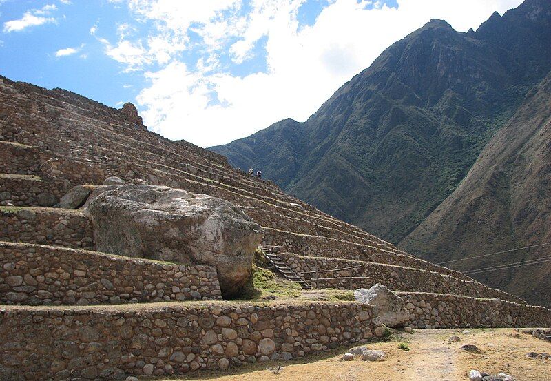 File:Patallacta Terraces.jpg