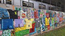 View of the wall graffitied by the 4KM project on Radial Leste.