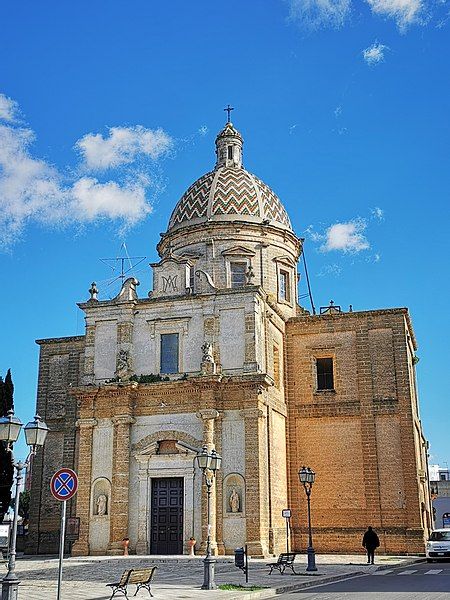 File:Santuario Mater Domini.jpg