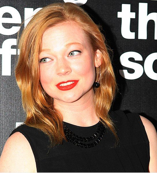 File:Sarah Snook 2012.jpg