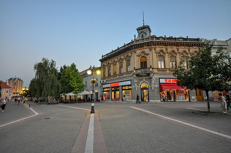 File:Vršac (14349145282).jpg