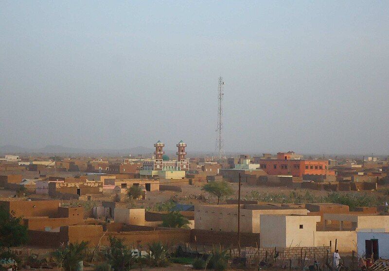 File:Akjoujt City.JPG