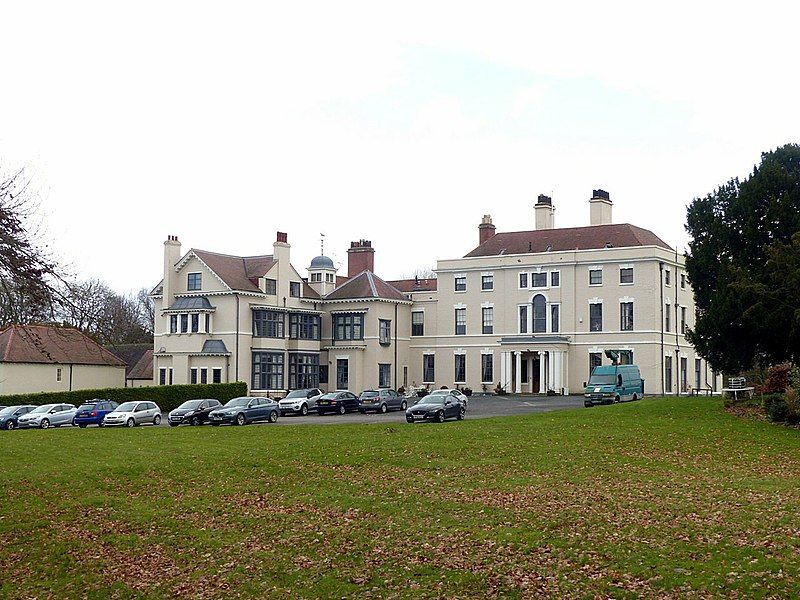 File:Aston Hall, Aston-on-Trent.jpg