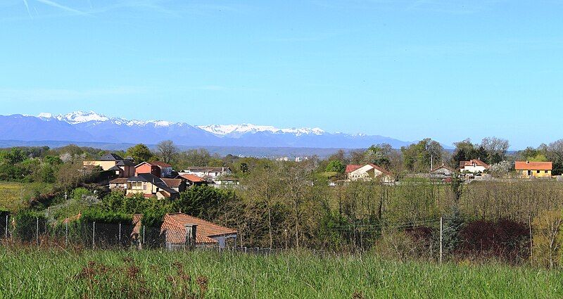 File:Boulin (Hautes-Pyrénées) 1.jpg