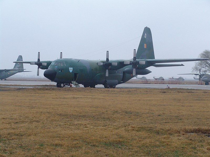 File:C-130H(2).jpg