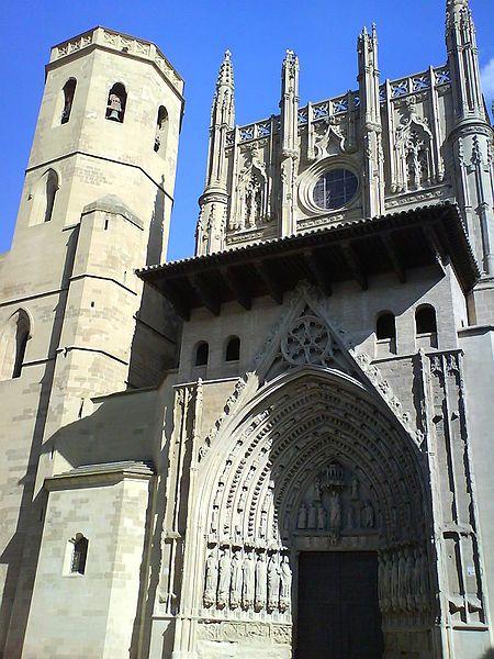 File:Catedral de Huesca.jpg