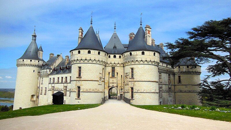 File:Château-Chaumont-sur-Loire.jpg