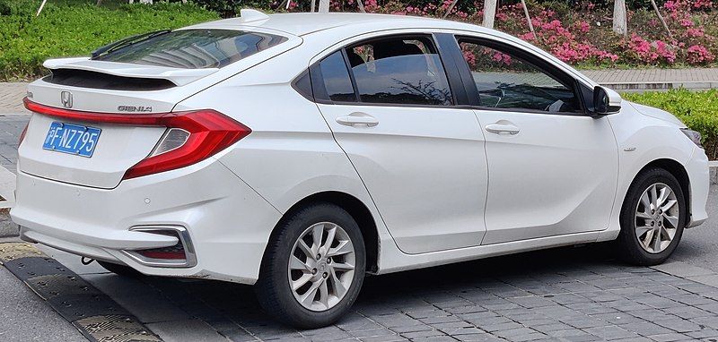 File:Honda Gienia (rear).jpg