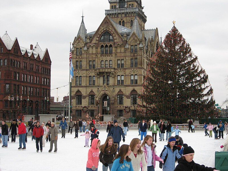 File:Ice-skating-Clinton-Square-Syracuse.JPG