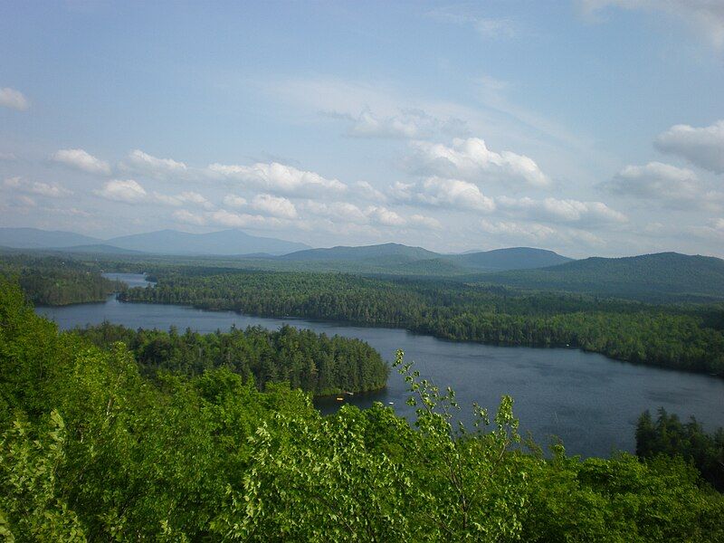 File:Loon Lake.JPG